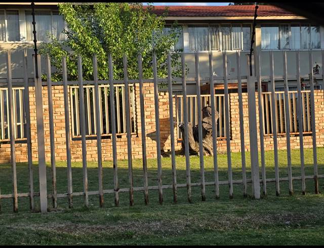 2 BEDROOM TOWNHOUSE FOR SALE IN SASOLBURG EXT 2